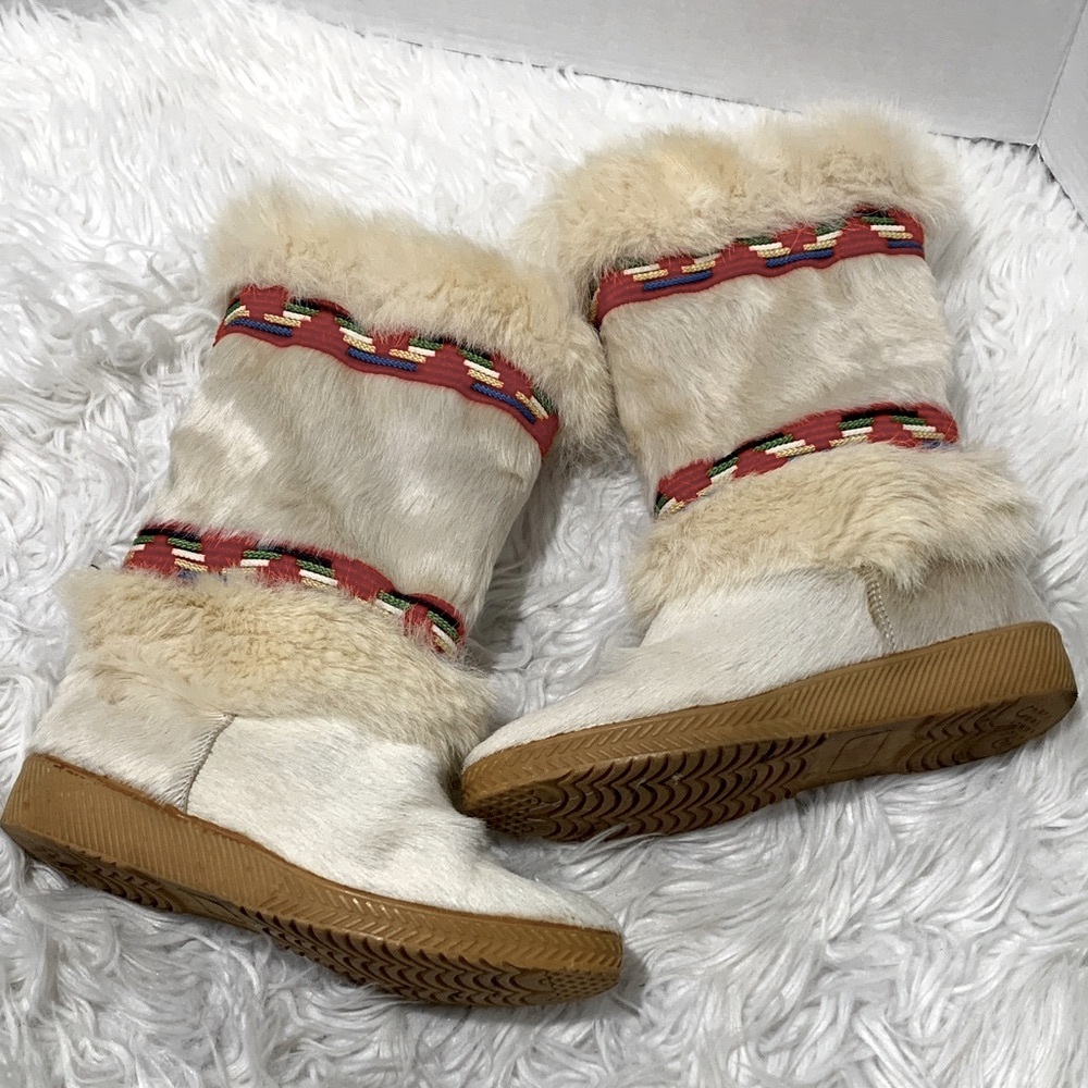 Cozy Fur-Trimmed Boots with Embroidery Accents Made in Italy